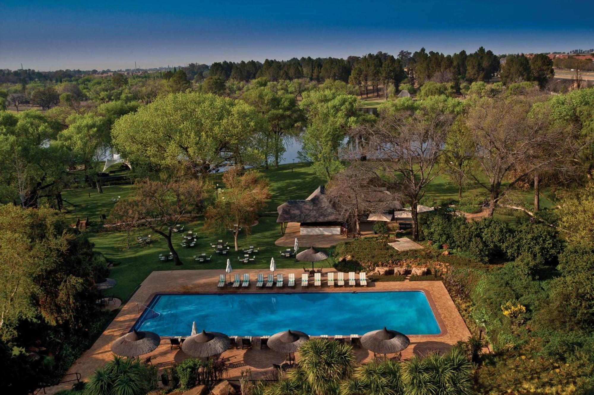 Riverside Sun Vanderbijlpark Extérieur photo